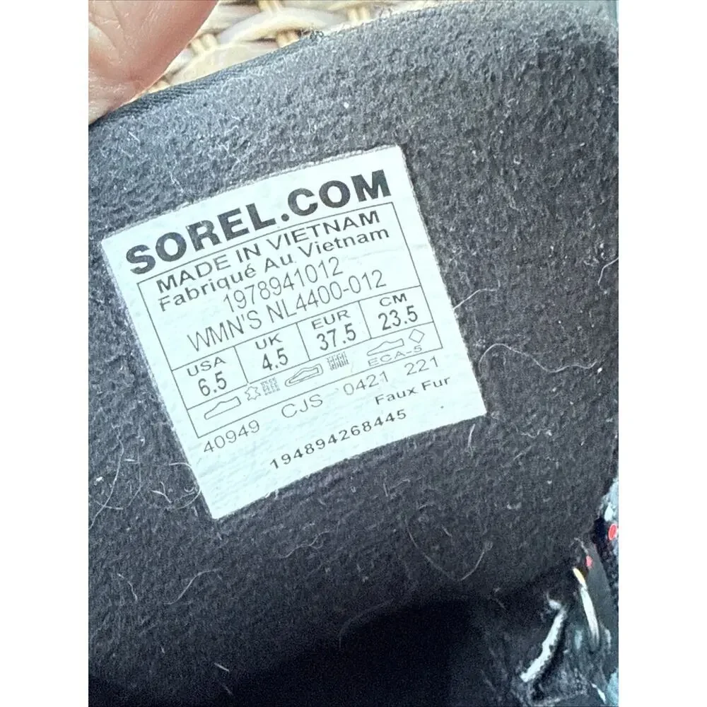 Sorel step out